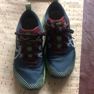 Nike trail Pegasus 4 running trail shoes size 6 women